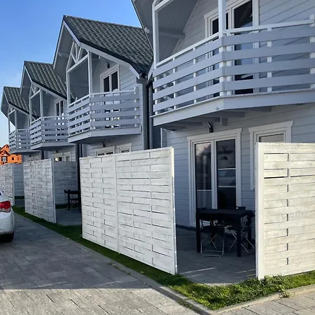 Letniskowe Layla Lodge Ustronie Morskie